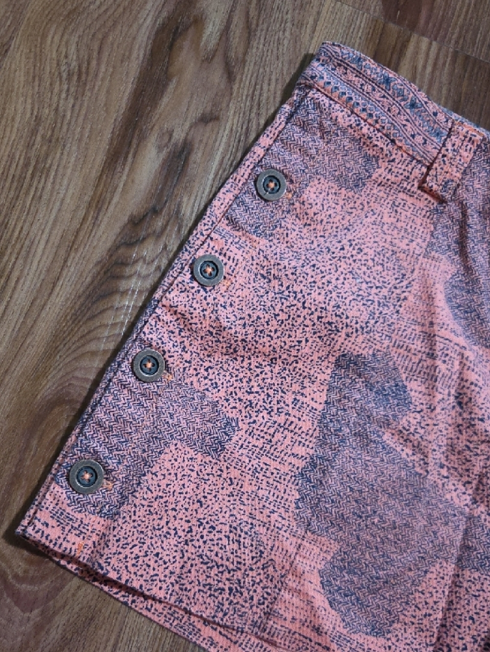 Cartonnier Coral Patterned Jean Shorts with Side Snap Details - Picture 3 of 7